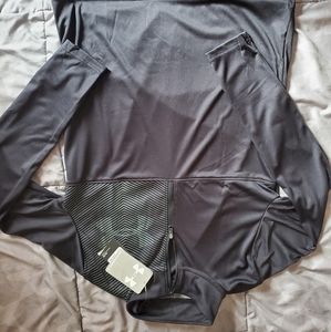 Brand new! UA half zip youth